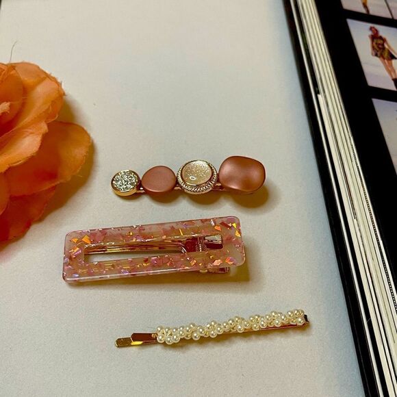 ⭐️New Pearl Metal Acrylic Gem 💎 Stone Geometric Hairpin - Picture 3 of 4